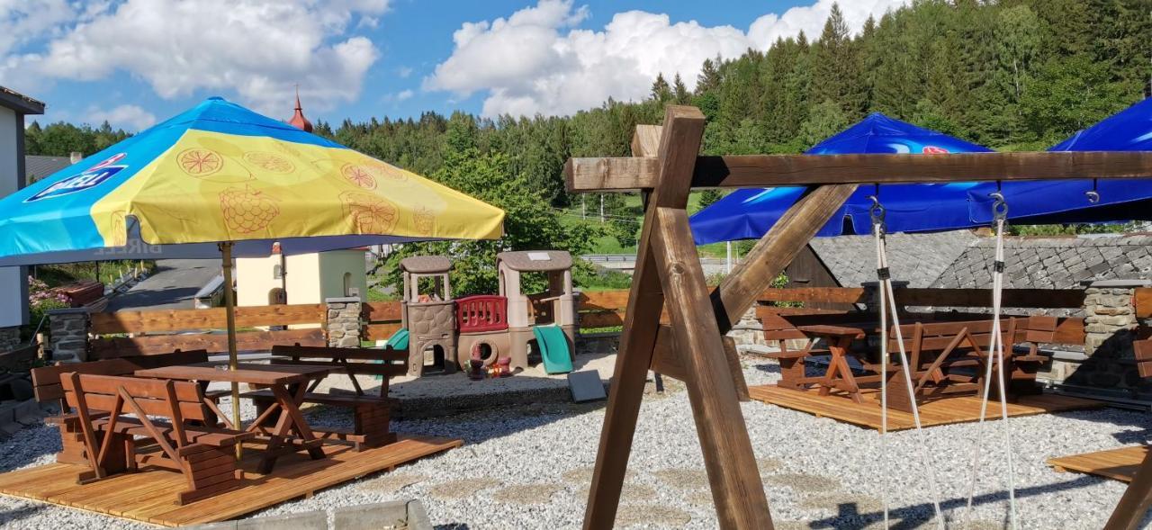Hotel Zlaty Potok Nicov  Kültér fotó