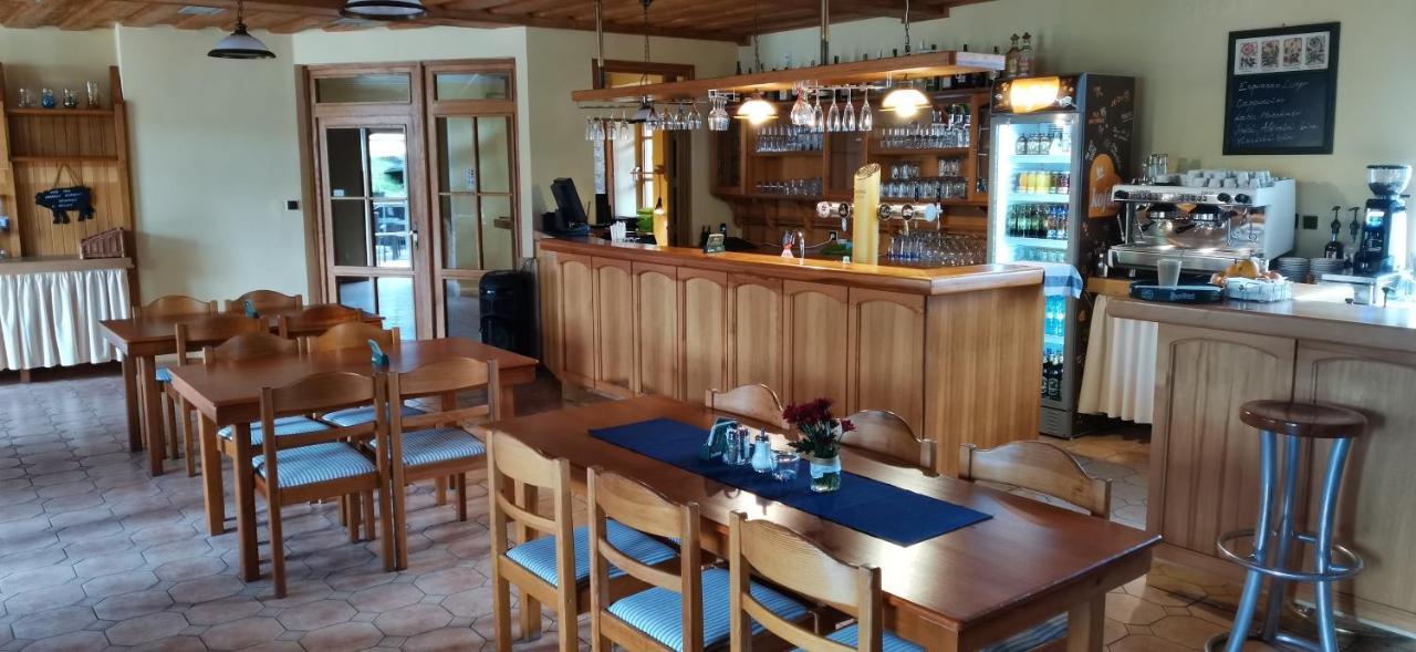 Hotel Zlaty Potok Nicov  Kültér fotó