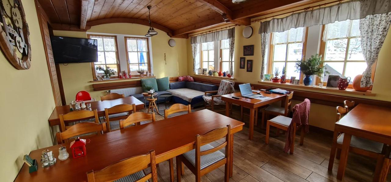 Hotel Zlaty Potok Nicov  Kültér fotó